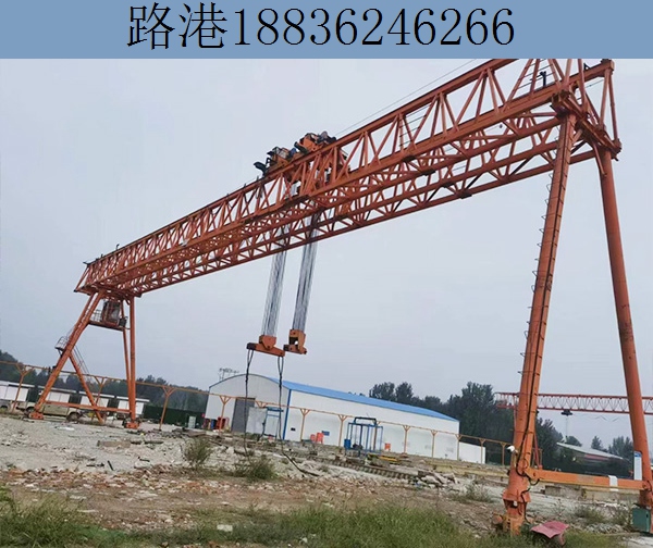  龍門(mén)吊的安裝步驟