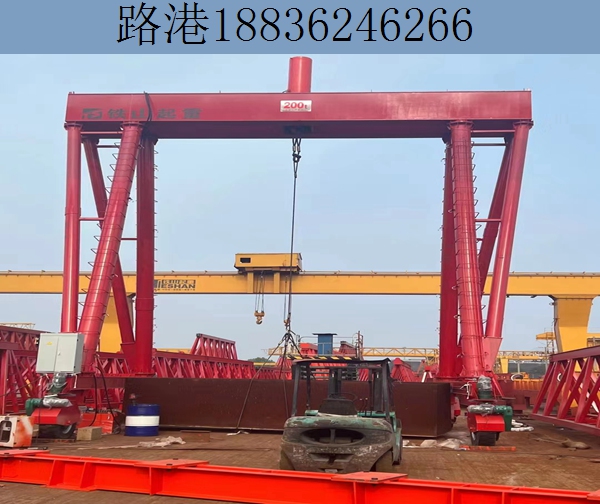 MH型電動葫蘆門式起重機(jī)操縱方式