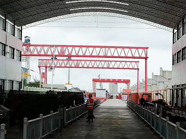 20噸門式起重機(jī)